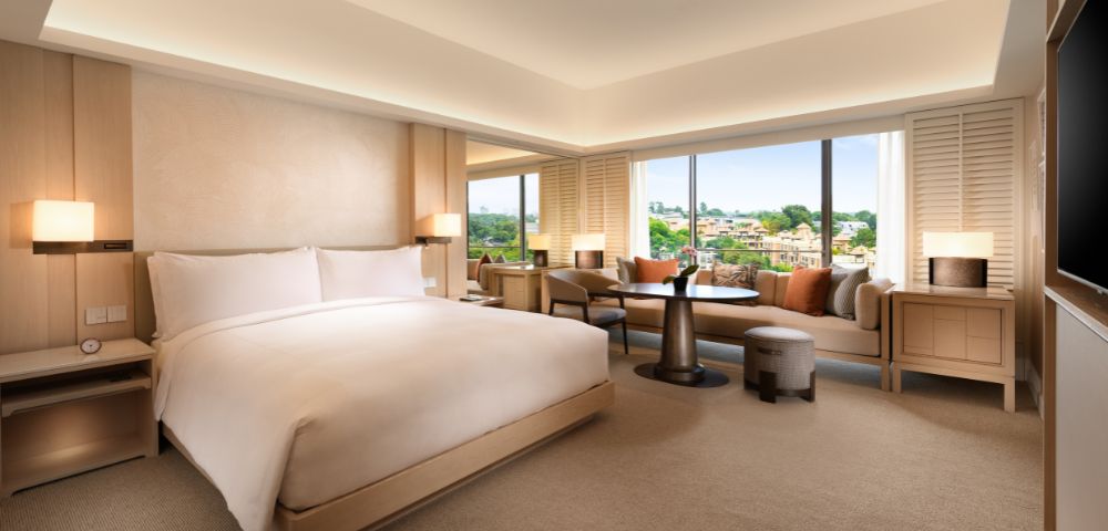 Deluxe Room - Hero Image