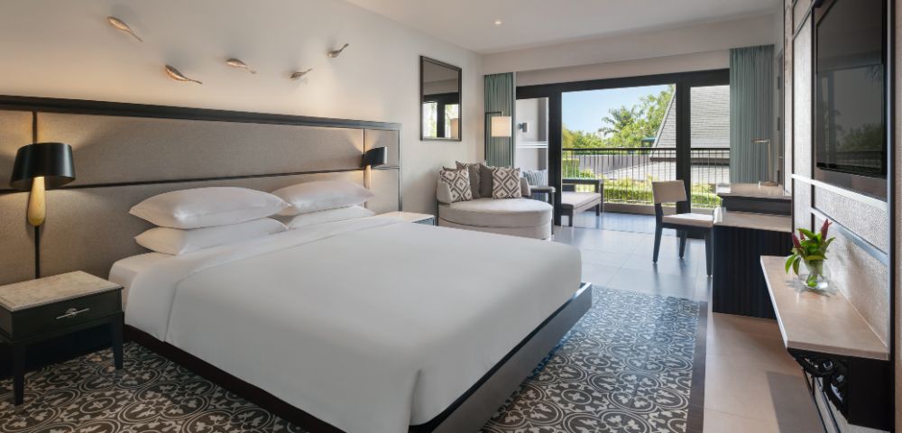 Deluxe Room - Hero Image