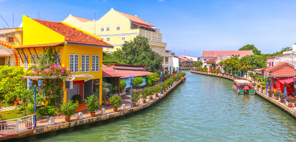 18 Day Best of Malaysia, Borneo & Singapore Tour Image 2