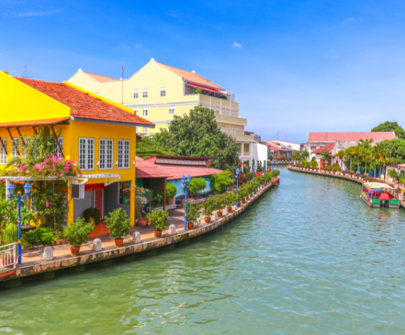 18 Day Best of Malaysia, Borneo & Singapore Tour Image 2