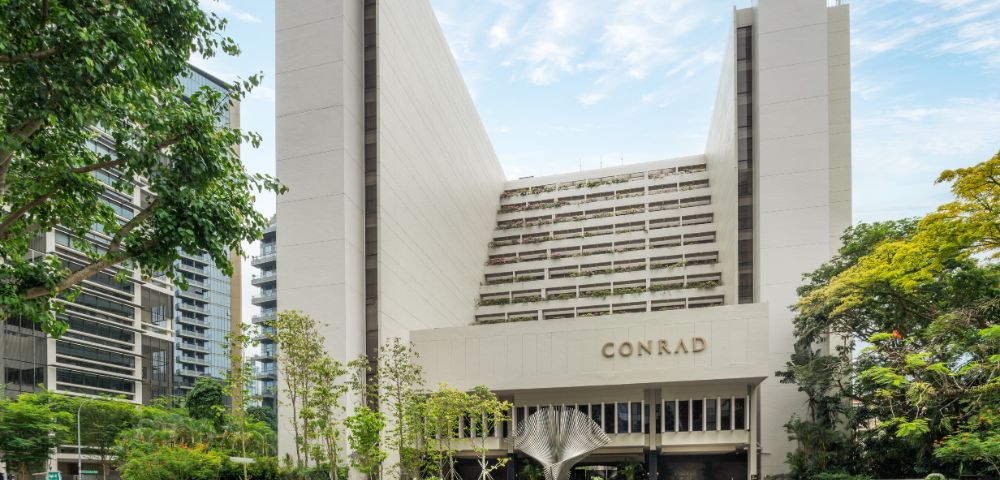 Tall, modern hotel building with 