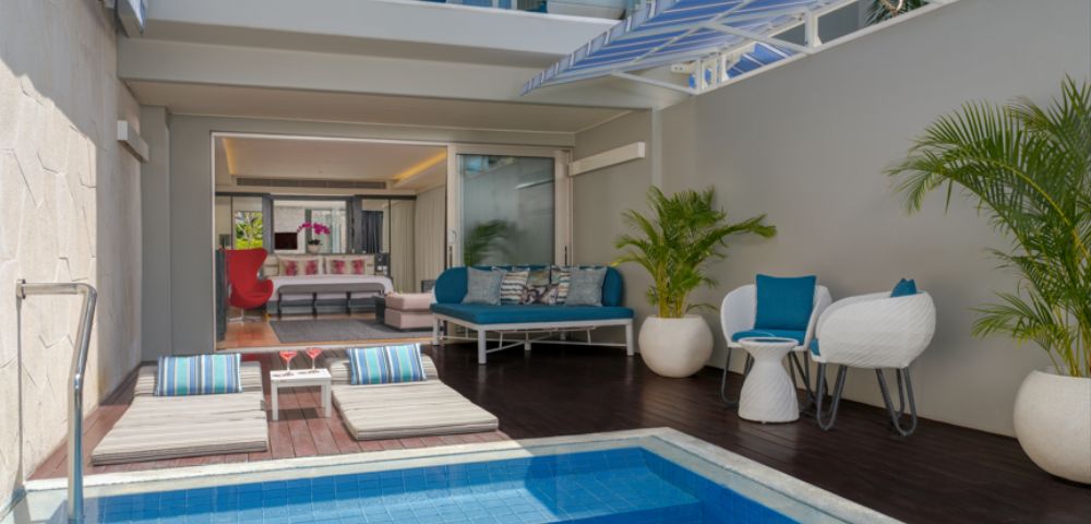 Deluxe Suite Plunge Pool - Hero Image