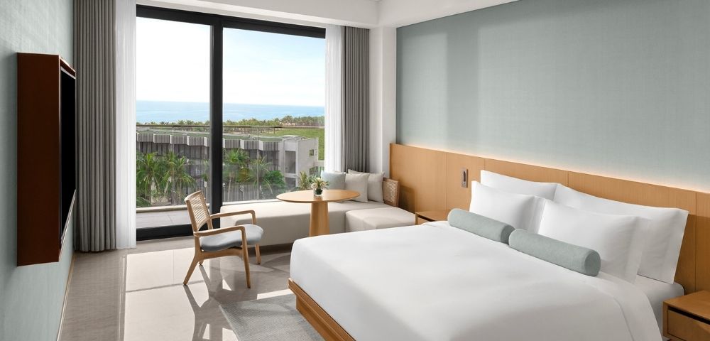 Deluxe Room - Hero Image