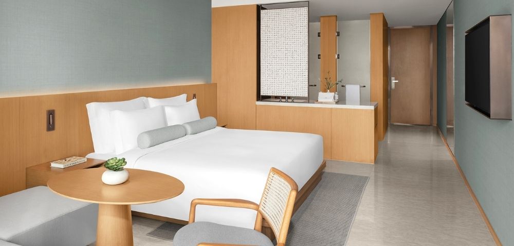 Superior Room - Hero Image