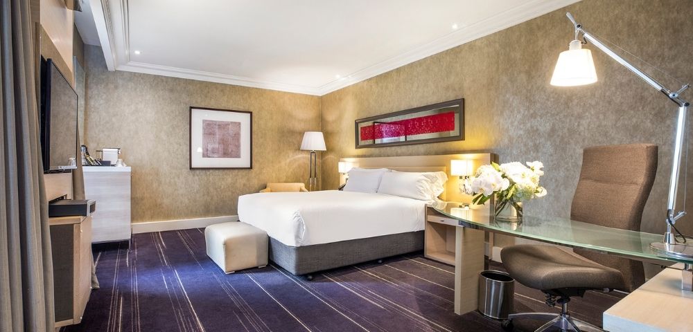 King Bed Premium Room Separate Bath Image