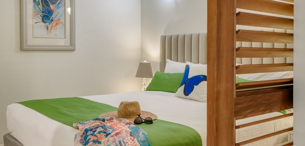 One Bedroom Garden Apartment Image