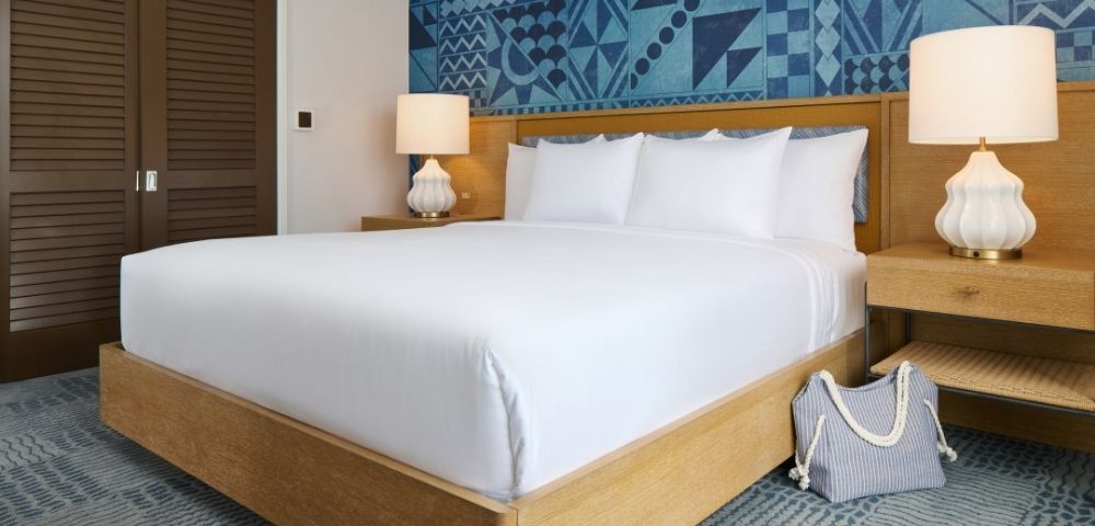 Waikiki View Room King - Hero Image