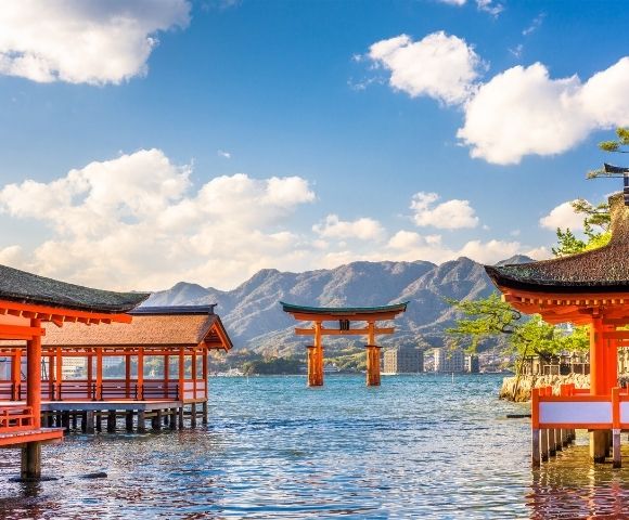 Pacific Horizons of Japan & Taiwan | Hong Kong to Tokyo - Gallery Image