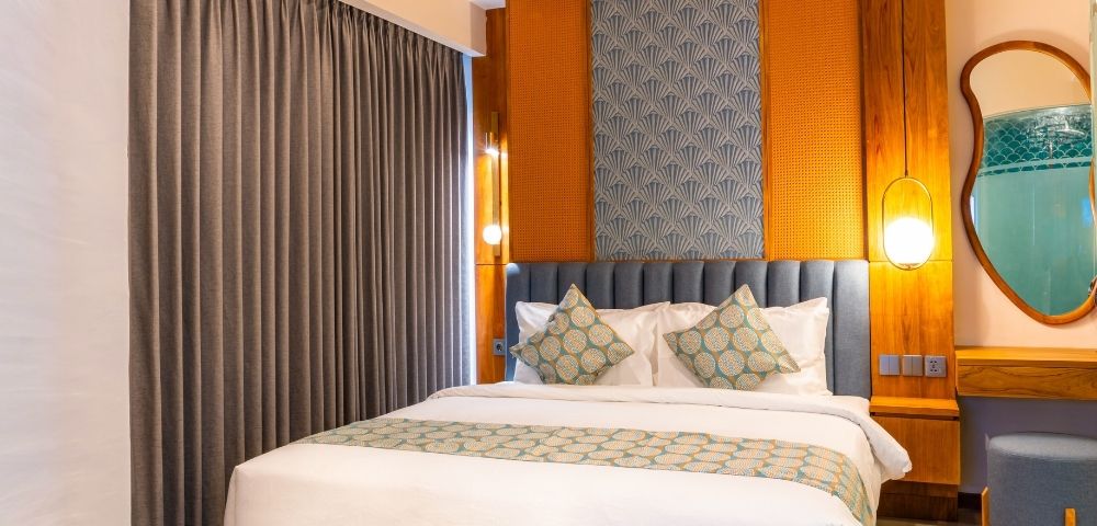 Deluxe Room  - Hero Image