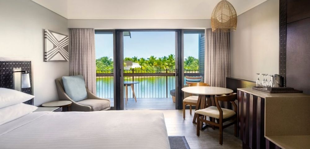 Lagoon Front Room Image