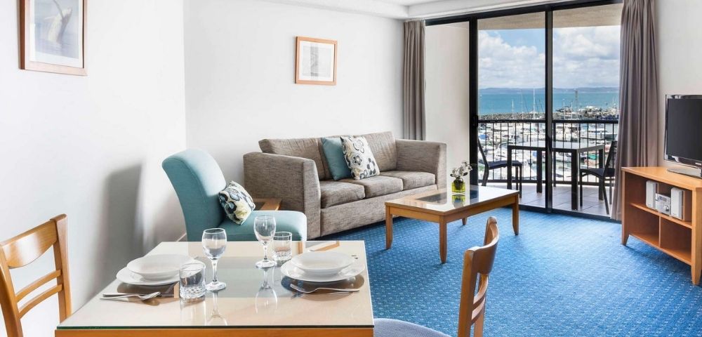 Two Bedroom Dual Key Apartment Marina Facing - Hero Image