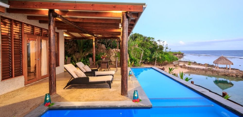 One Bedroom Oceanfront Villa Private Pool Image