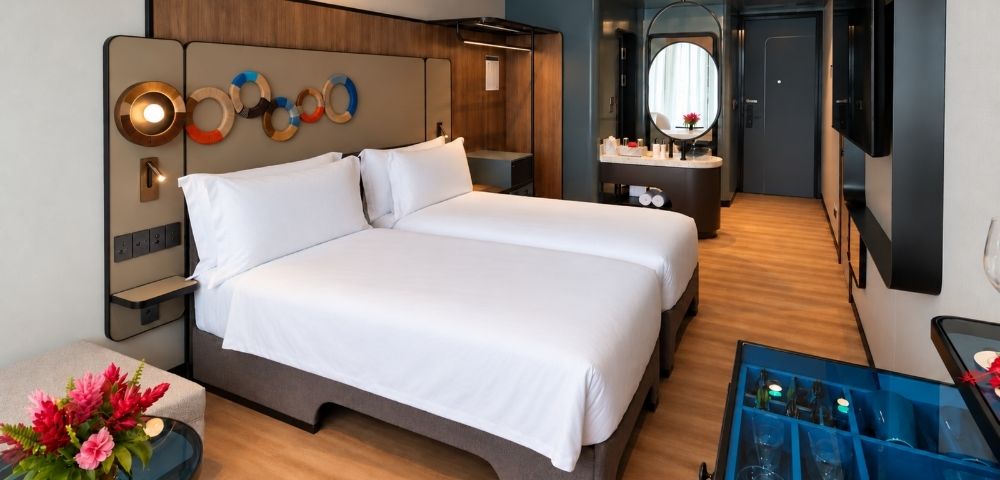 Superior Twin Room Image