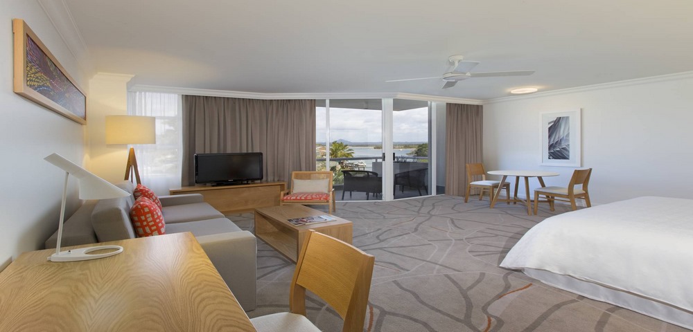 Superior River View Room Image