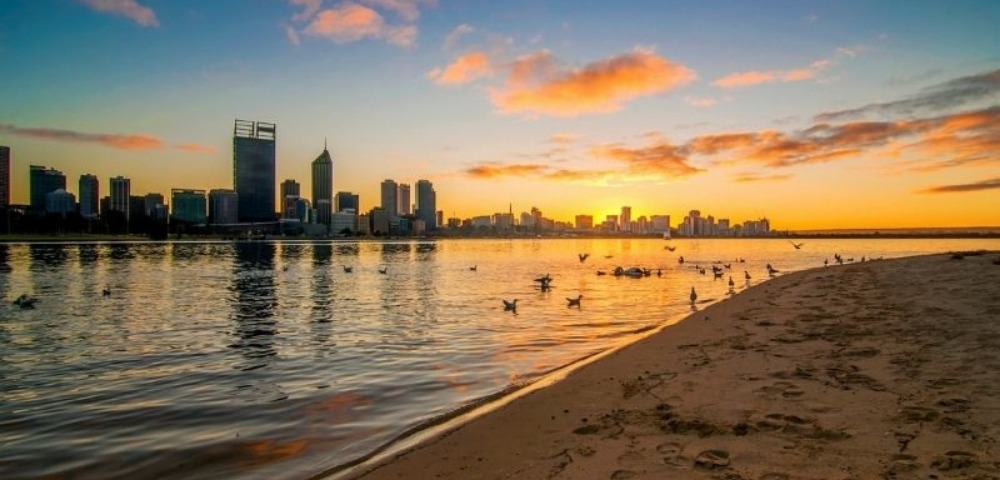 Asian Explorer Fremantle to Singapore Image 3