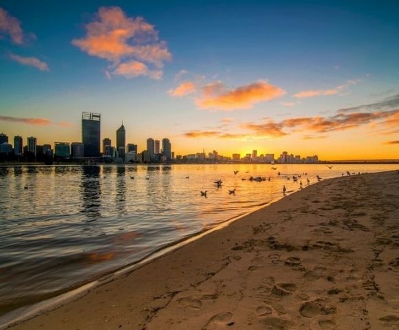 Asian Explorer Fremantle to Singapore Image 3