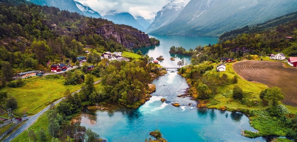 Northern Lights & European Explorer in 2022 Image 1