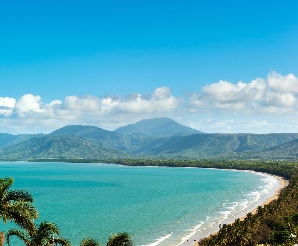 Singapore, Indonesia & Cairns Explorer Image 3