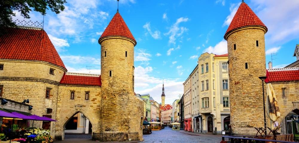 Summertime in Russia & the Baltic Capitals Image 2